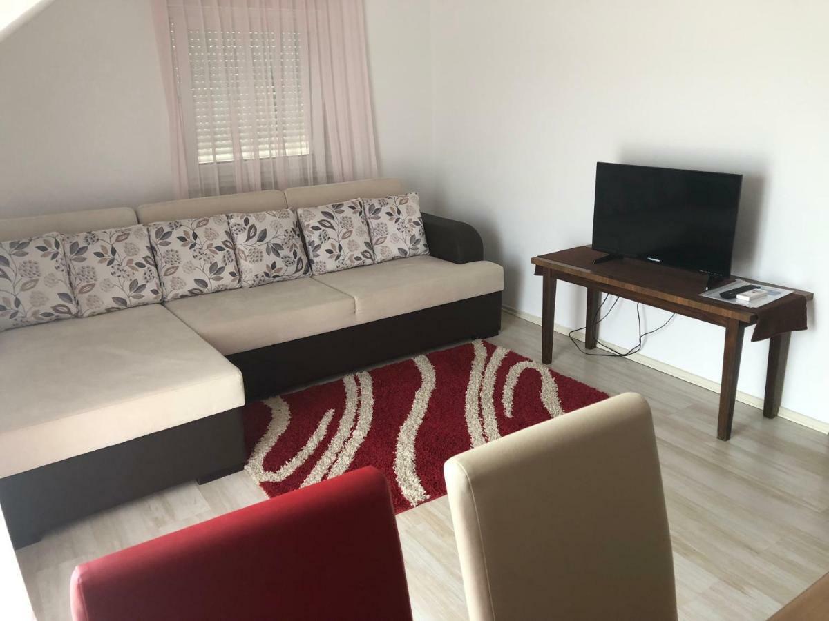 Apartment & Rooms Thomas Korenica Εξωτερικό φωτογραφία