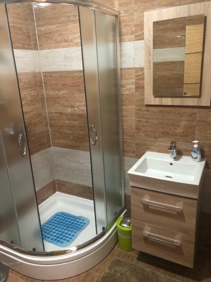 Apartment & Rooms Thomas Korenica Εξωτερικό φωτογραφία